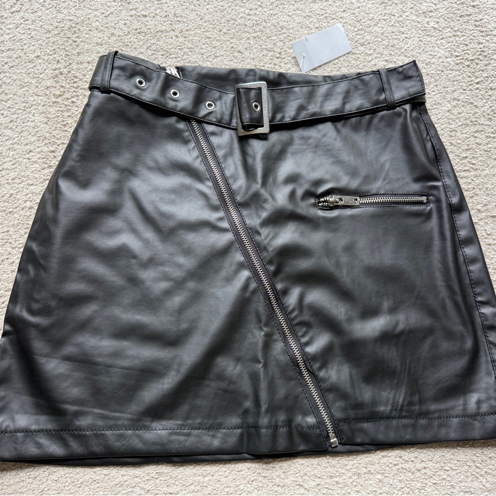 New Look Women's Black Faux Leather Belted High Waist Mini Skirt Belted Moto M